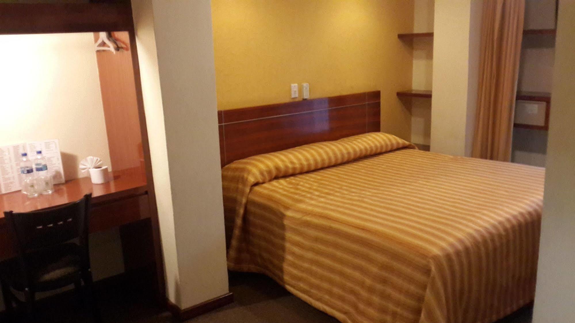Hotel Roble Mexico City Ngoại thất bức ảnh